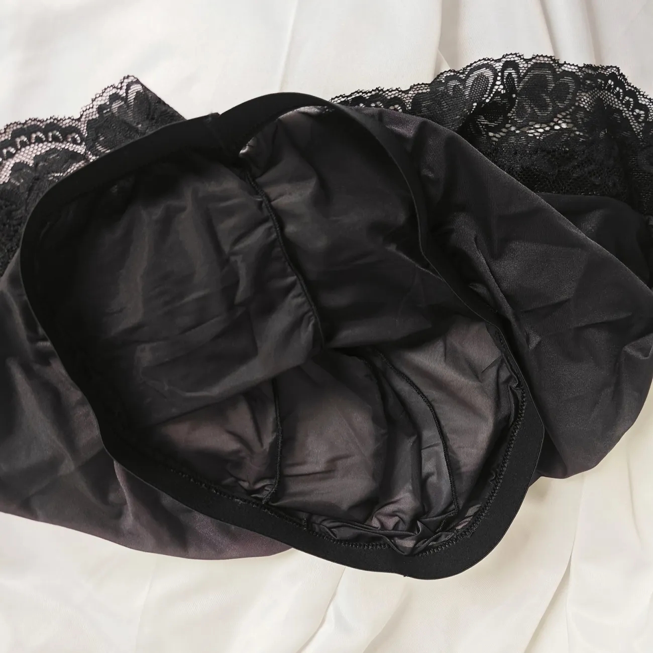 Sexy Man's Glossy Lace Hem Sho - Pouch Boxer Pouch บทวิจารณ์และราคา